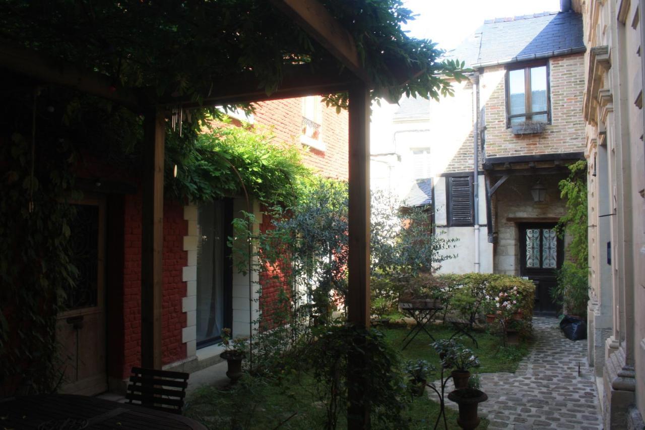 Le Refuge Des Cordeliers Laon Exterior foto