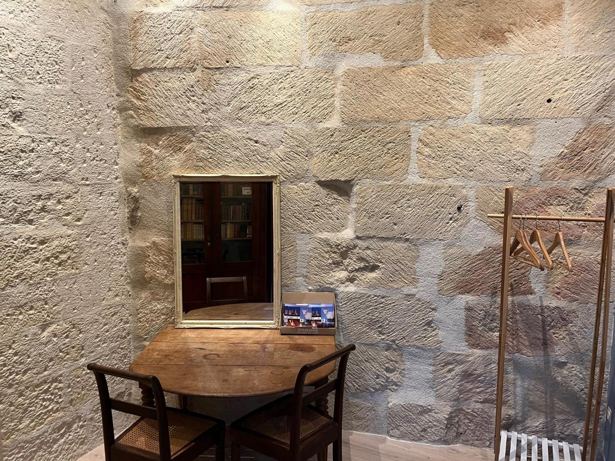 Le Refuge Des Cordeliers Laon Quarto foto