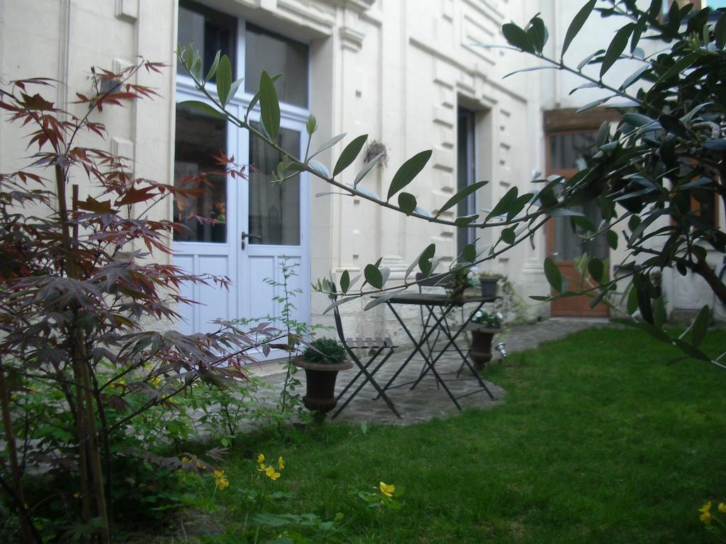 Le Refuge Des Cordeliers Laon Exterior foto